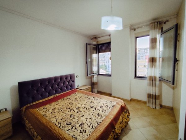 jepet me qera apartament,  450 € (yzberisht)
