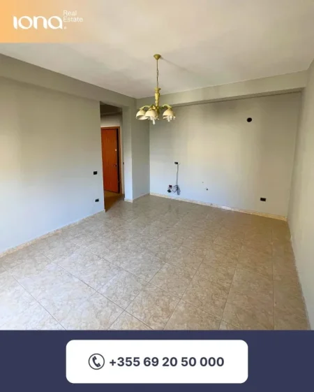 Golem, shitet apartament 1+1 Kati 4, 60 m² 60.000 € (300m Distanc Nga Deti)