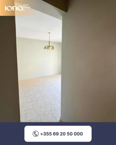 Golem, shitet apartament 1+1 Kati 4, 60 m² 60.000 € (300m Distanc Nga Deti)