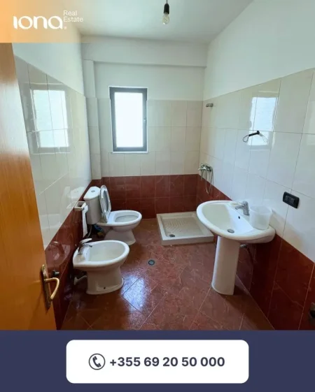 Golem, shitet apartament 1+1 Kati 4, 60 m² 60.000 € (300m Distanc Nga Deti)