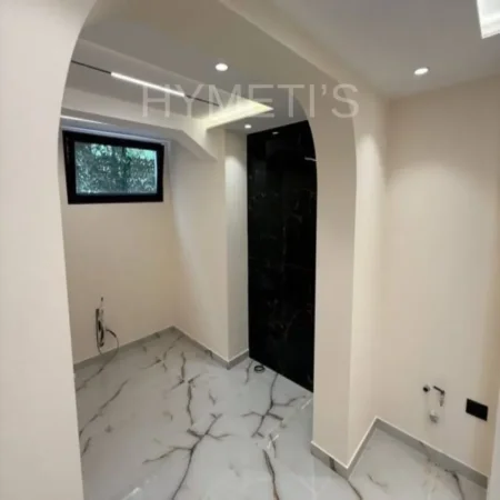 Tirane, jepet me qera Vile 3+1 , 80 m² 1.000 € (Rruga E Elbasanit 10, Njësia Bashkiake 2 1010)