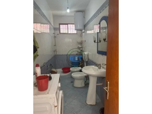 Durres, shitet shtepi 2+1 Kati 1, 120.000 € 