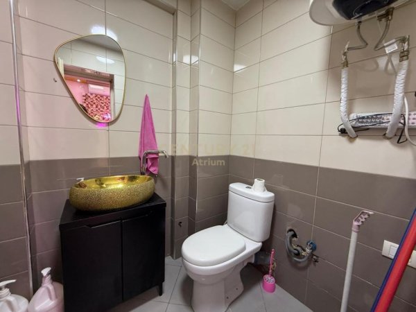 Tirane, shitet ambjent biznesi Kati 0, 70 m² (Rr.Sulejman Delvina)