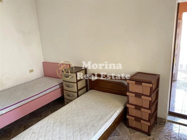 Tirane, jepet me qera shtepi 3+1 Kati 2, 110 m² 500 € (Spitali Nene Tereza)