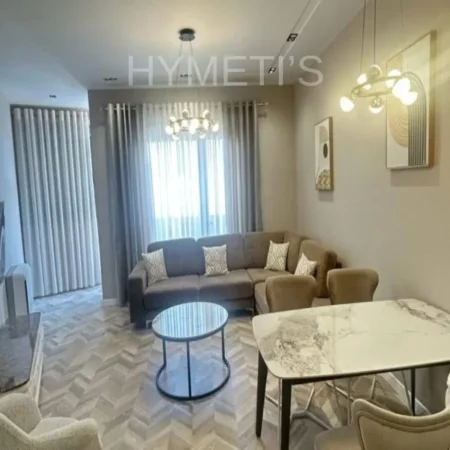 Tirane, jepet me qera apartament 2+1 Kati 7, 120 m² 1.200 € (Rruga E Barrikadave 4, Njësia Bashkiake 2 1017)