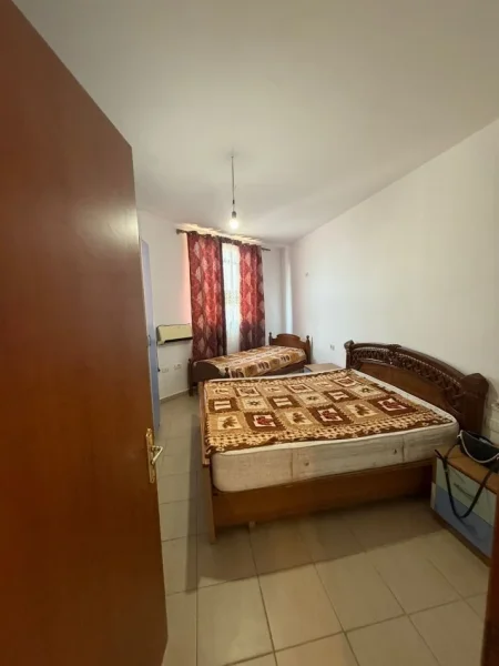 Tirane, jepet me qera apartament 1+1+Ballkon Kati 9, 72 m² 400 € (YZBERISHT)