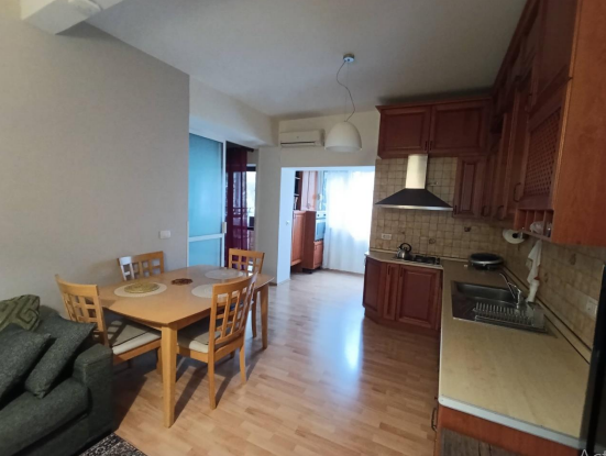 Tirane, shitet apartament 2+1+Ballkon Kati 2, 92 m² 150.000 € (100m afer shkolles Vasil Shanto)