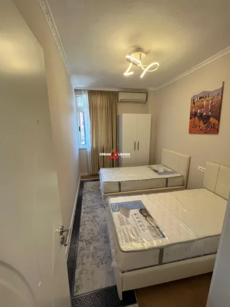 Tirane, shitet apartament 2+1 , 100 m² 160.000 €
