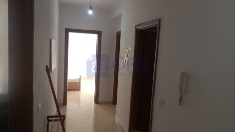 Tirane, jepet me qera apartament 2+1+Aneks+Ballkon Kati 4, 90 m² 400 € (Rruga Loni Ligori , Astir)
