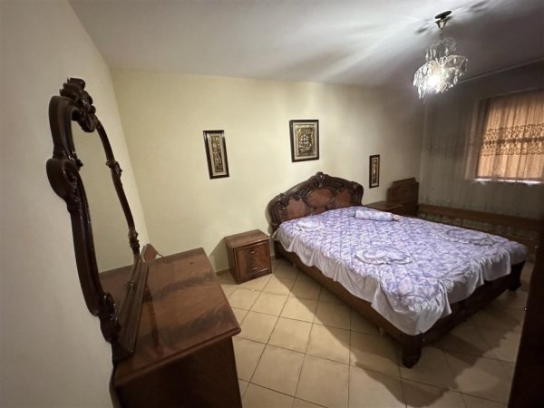 Tirane, jepet me qera apartament 1+1 Kati 1, 70 m² 350 € (Perballe Bar Artistit)