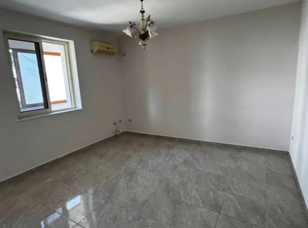 Durres, shitet apartament 1+1+Ballkon Kati 2, 60 m² 68.000 € 