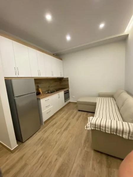 Durres, shitet apartament 1+1+Ballkon Kati 3, 70 m² 75.000 € 