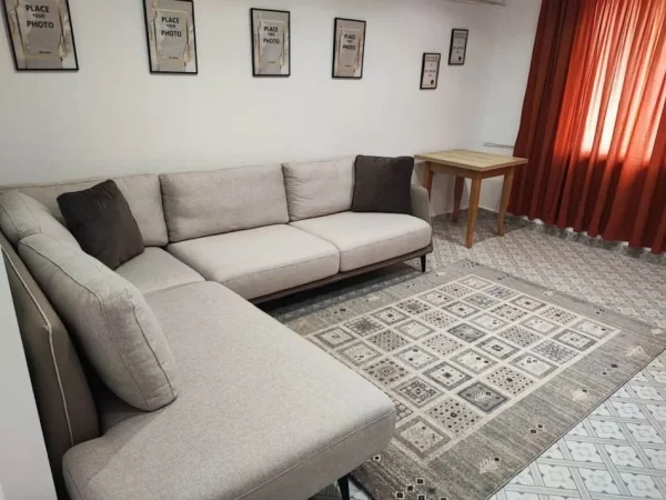 Tirane, shitet apartament 2+1 Kati 1, 90 m² 80.000 € 