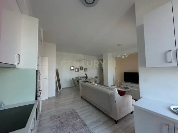 Tirane, jepet me qera apartament 2+1 Kati 4, 112 m² 1.400 € (Rruga e Elbasanit, Tiranë)