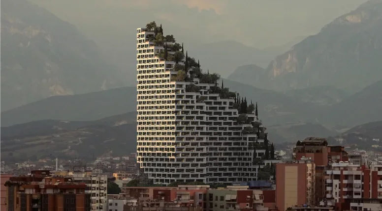 Tirane, shitet apartament 1+1+Ballkon Kati 4, 79 m² 132.000 € (Zogu i Zi)