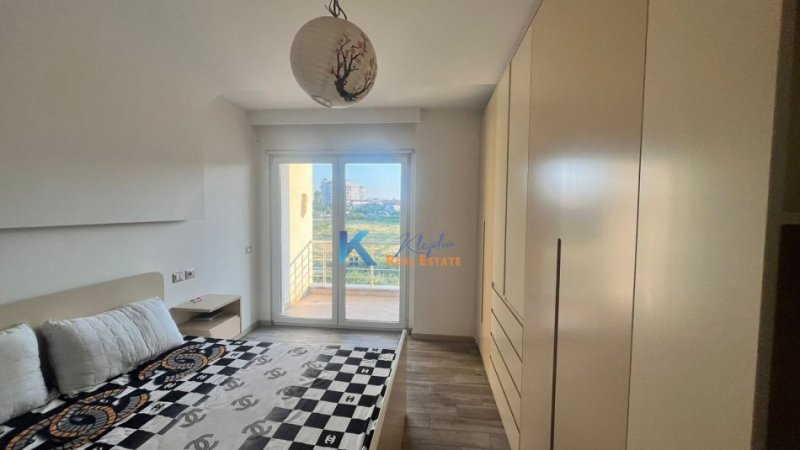 Tirane, jap me qera apartament 2+1+Ballkon Kati 2, 123 m² 550 € (Astir, afer bar Return)