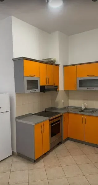 JEPET ME QERA SUPER APARTAMENT 1+1 NE ASTIR, PRANË BAR SANTANA 400 €
