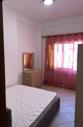 Tirane, jepet me qera apartament 1+1 Kati 2, 60 m² 400 € ( JEPET ME QERA SUPER APARTAMENT 1+1 NE ASTIR, PRANË BAR SANTANA)