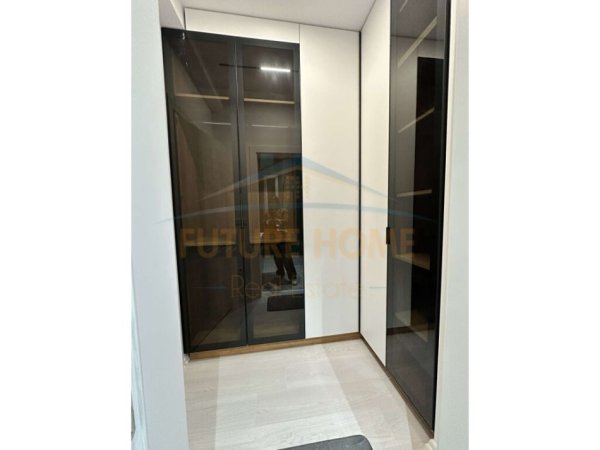 Tirane, jepet me qera apartament 2+1 Kati 7, 104 m² 900 € 