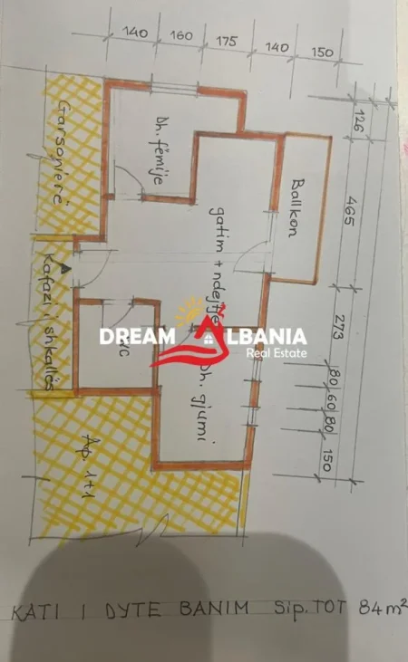 Tirane, shitet apartament 2+1+Ballkon Kati 2, 84 m² 186.000 € (Prane Shkolles se Kuqe)