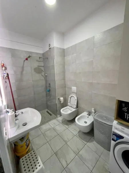 Tirane, shitet apartament 1+1+Aneks+Ballkon Kati 2, 74 m² 150.000 € (Rezidenca Green City)