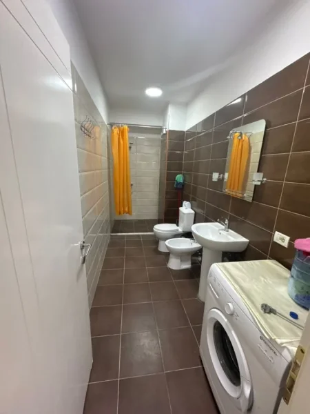 Tirane, jepet me qera apartament 2+1+Ballkon Kati 2, 88 m² 700 € (IFRAN TOMINI)
