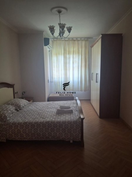 Tirane, jepet me qera apartament 1+1+Ballkon Kati 5, 76 m² 750 € (RRUGA E KAVAJES)