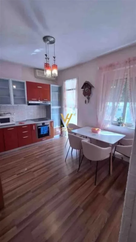 Tirane, shitet apartament 2+1+Ballkon Kati 6, 65 m² 165.000 € (MYSLYM SHYRI)