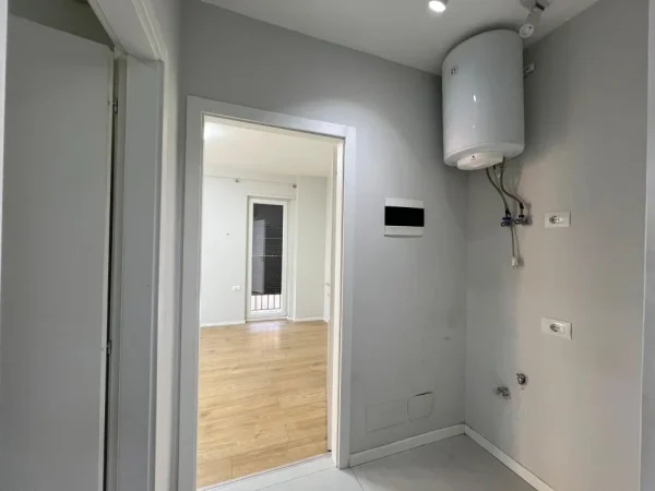 Qira, Apartament 1+1 68m2 (Rruga Tefta Tashko Koco)