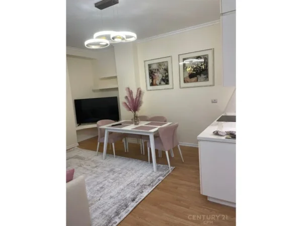 Tirane, jepet me qera apartament 2+1 Kati 5, 80 m² 1.200 € 
