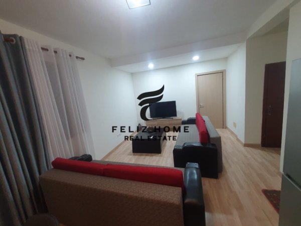 Tirane, jepet me qera apartament 1+1+Ballkon Kati 2, 60 m² 400 € (SELITE)