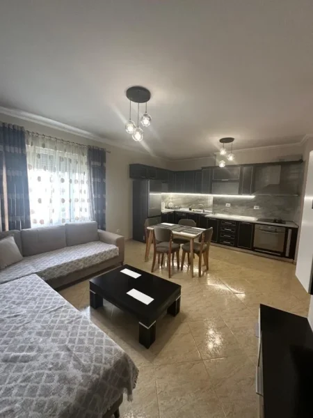 Tirane, shitet apartament 2+1 Kati 5, 112 m² 