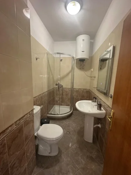 Tirane, shitet apartament 2+1 Kati 5, 112 m² 