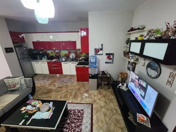 Tirane, shitet apartament 2+1 Kati 3, 106 m² 202.000 € (KOMUNA E PARISIT)