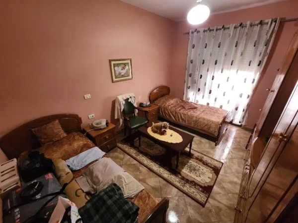 Tirane, shitet apartament 2+1 Kati 3, 106 m² 202.000 € (KOMUNA E PARISIT)