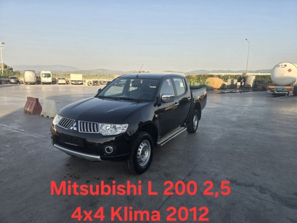 Fier, shitet SUV | Xhip Mitsubishi L 200 DID 4x4 Klima Nafte, e zeze 200.000 km 13.500 €