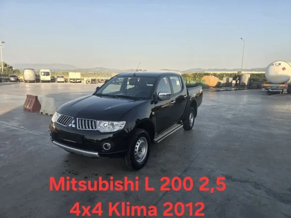 Mitsubishi L 200 DID 4x4 Klima Nafte, e zeze 200.000 km 12.400 €