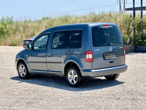 Durres, shitet makine VOLKSWAGEN CADDY 1.9 Nafte, gri e erret manuale Klima