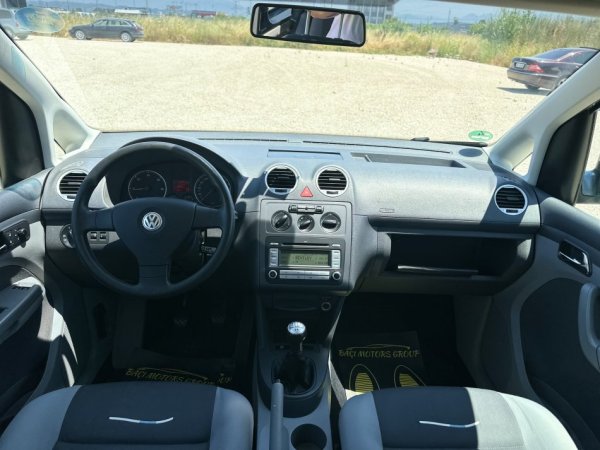 Durres, shitet makine VOLKSWAGEN CADDY 1.9 Nafte, gri e erret manuale Klima