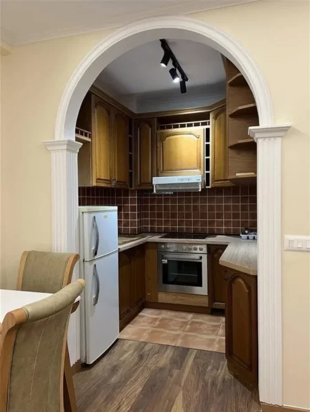 Tirane, jepet me qera apartament 1+1+Ballkon Kati 1, 60 m² 570 € (Vellezrit huta)