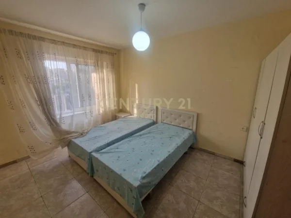 Tirane, shitet apartament 3+1+Aneks+Ballkon Kati 3, 98 m² 178.000 € (Neom117228)