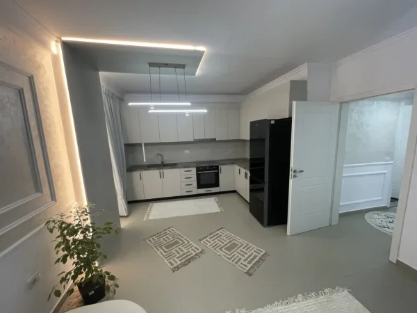 Tirane, shitet apartament 2+1 , 117 m² 163.000 € 