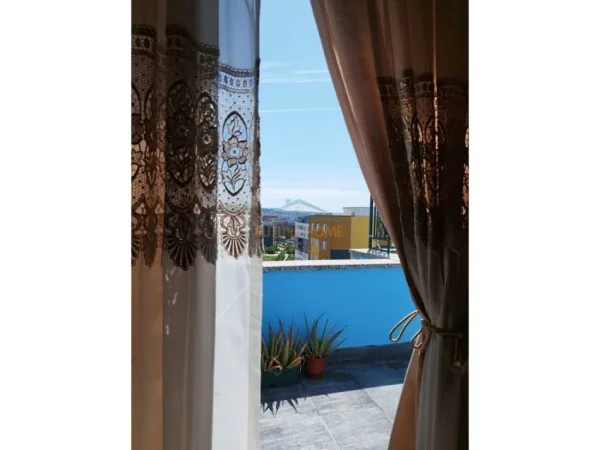 Tirane, jepet me qera apartament 1+1 Kati 9, 88 m² 400 € 