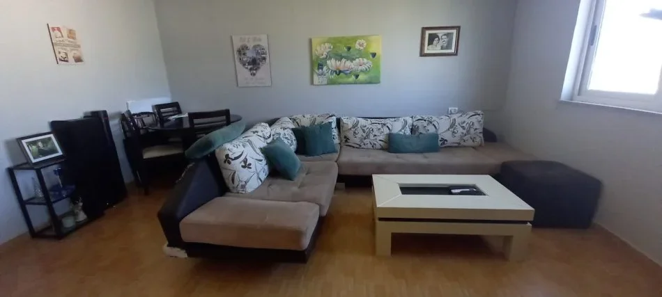 Tirane, shitet apartament 2+1 Kati 5, 74 m² 98.000 € (Rruga Kostaq Cipo)