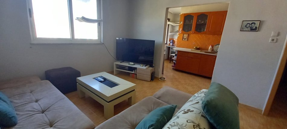 Tirane, shitet apartament 2+1 Kati 5, 74 m² 98.000 € (Rruga Kostaq Cipo)