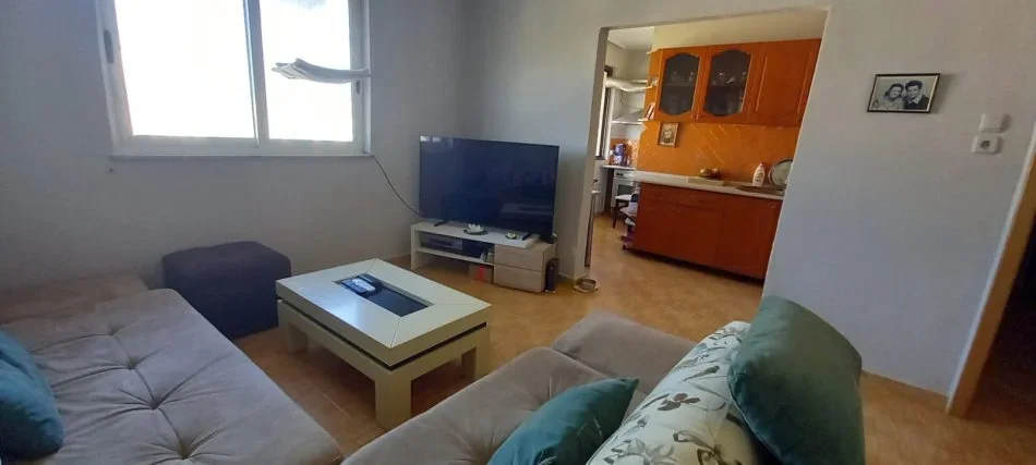 Tirane, shitet apartament 2+1 Kati 5, 74 m² 98.000 € (Rruga Kostaq Cipo)