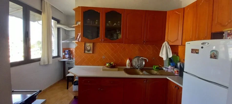 Tirane, shitet apartament 2+1 Kati 5, 74 m² 98.000 € (Rruga Kostaq Cipo)