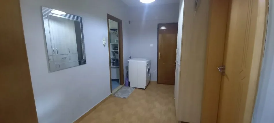 Tirane, shitet apartament 2+1 Kati 5, 74 m² 98.000 € (Rruga Kostaq Cipo)