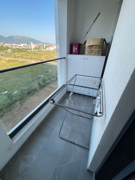 Tirane, jepet me qera apartament 1+1 Kati 4, 60 m² 500 € 