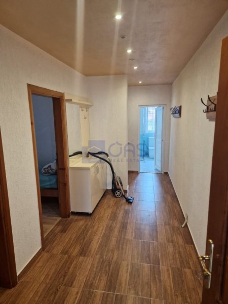Tirane, jepet me qera apartament 2+1+Aneks+Ballkon Kati 2, 100 m² 460 € (5 Maji , Perball shkolles Kico Blushi.)
